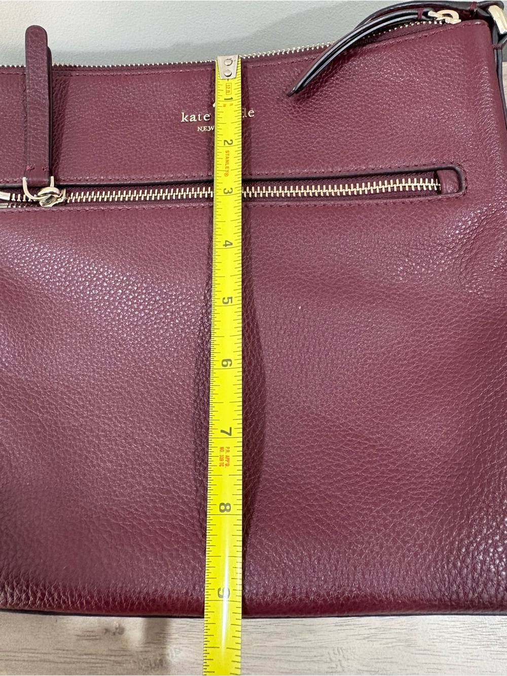 Kate Spade New York Jackson Top Zip Leather Crossbody Bag Soft Maroon Pebbled - Picture 3 of 4